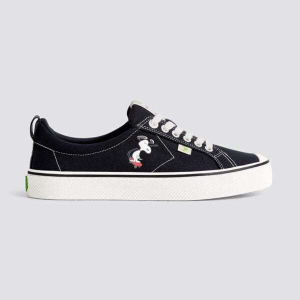 CARIUMA OCA LOW SNOOPY SKATE BLACK
